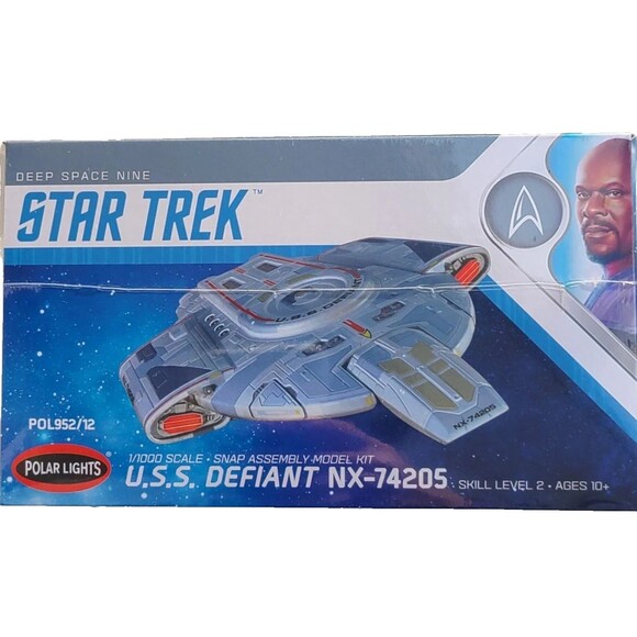 Star Trek USS Defiant NX-74205 Plastic Model Kit Polar Lights 1/1000 Sealed NEW - Picture 4 of 5